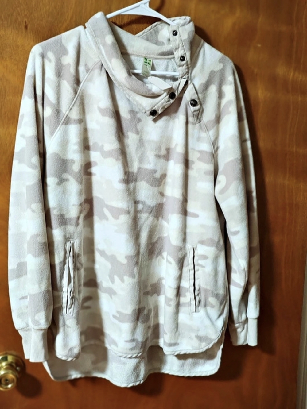 Alo Yoga Camo